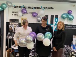 офис на ул. Дзержинского, 39 в Хабаровске (315920-окна от завода)